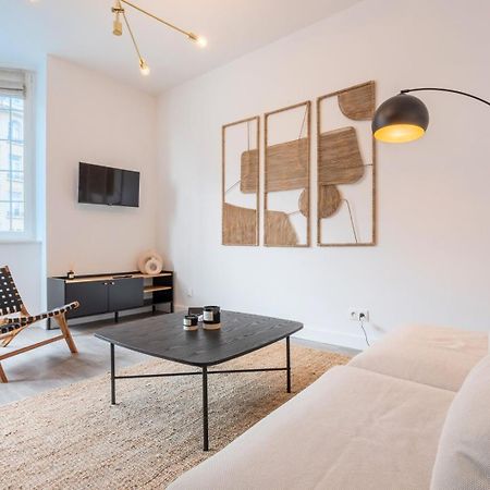 Superbe Appart. 2 Chambres En Plein Centre ! Lille Luaran gambar